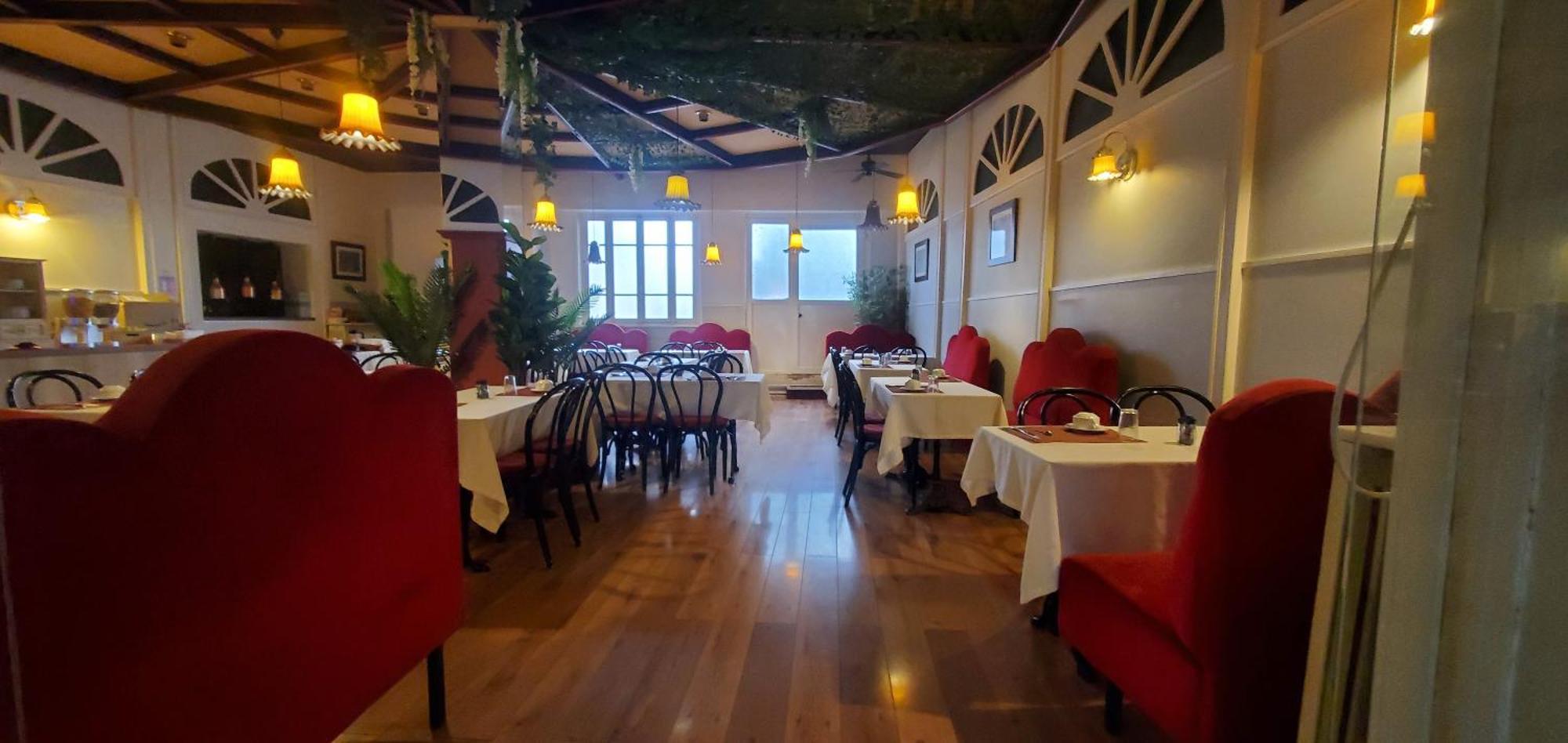 Hotel Bar Restaurant Saint Paul