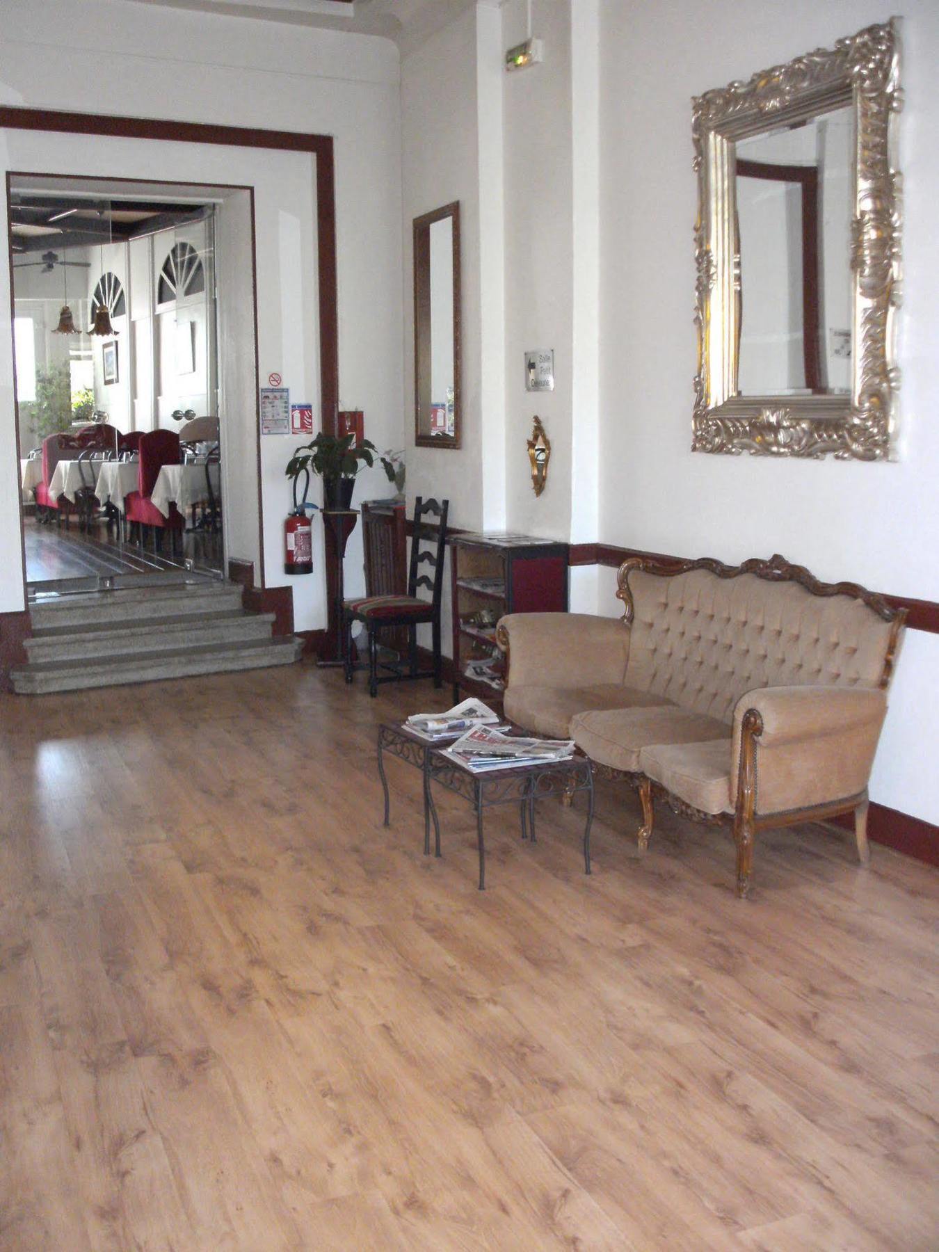 Hotel Bar Restaurant Saint Paul Verdun-sur-Meuse